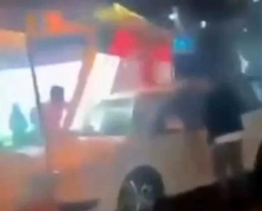 Vingança sobre rodas em Albufeira: Expulso de bar, condutor embriagado invade esplanada e tenta fugir da GNR