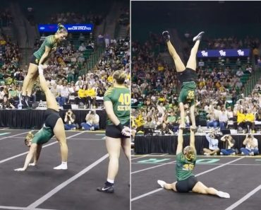 Equipa feminina surpreende adeptos com demonstração de força extrema em jogo nos EUA